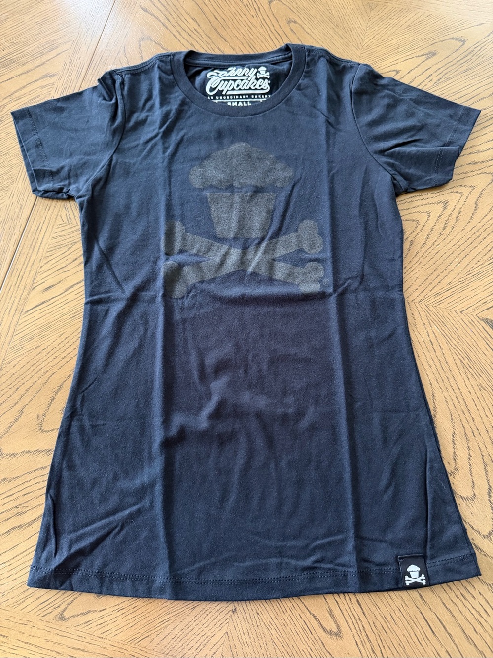 Women’s Johnny Cupcakes Classic Crossbone Tee